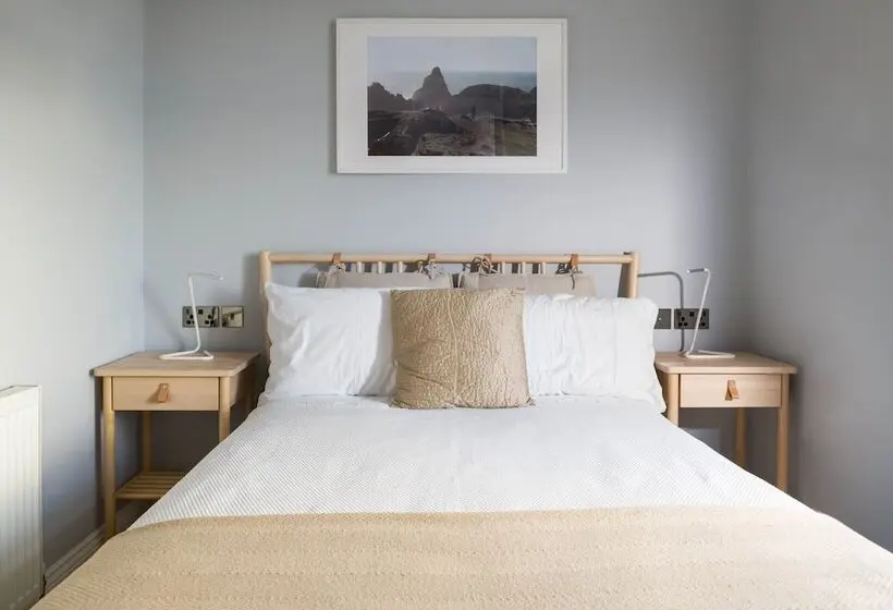 Standard Room, Housel Bay
