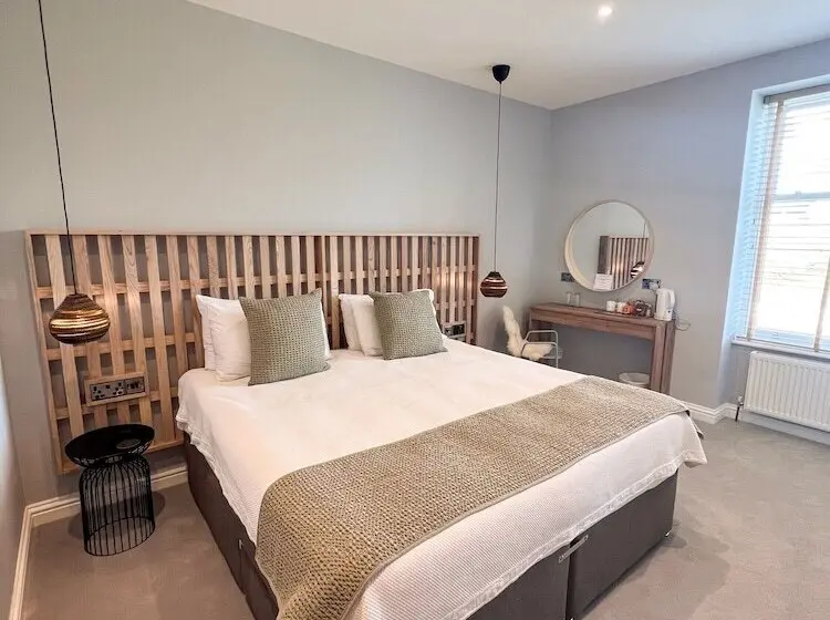 Standard Room with Views, Housel Bay