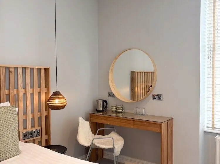 Standard Room with Views, Housel Bay