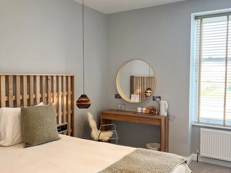 Standard Room with Views, Housel Bay