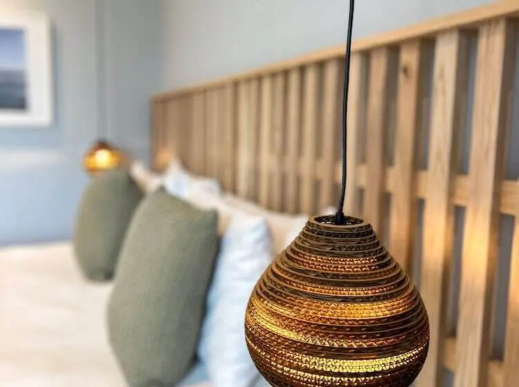 Standard Room with Views, Housel Bay