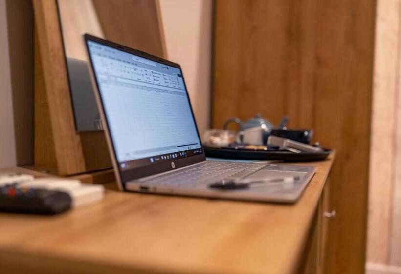 스탠다드 룸, Le Pommier