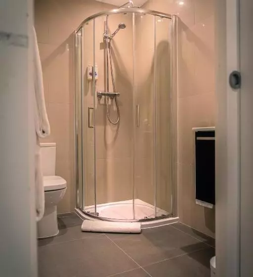 Standard Room, Le Pommier