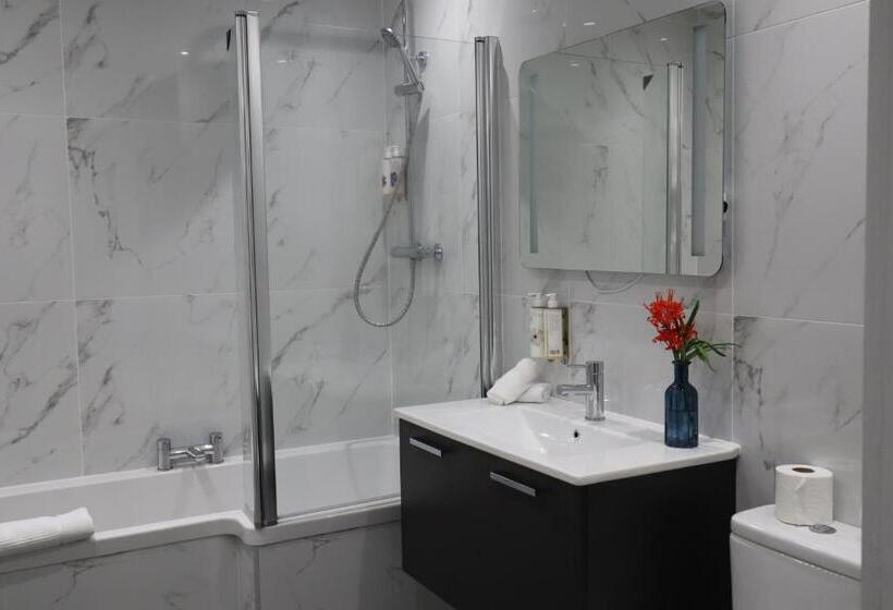 带阳台的豪华间, Le Pommier