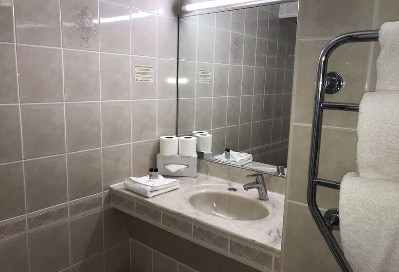 Номер Стандарт, Delta Hotels By Marriott Colchester