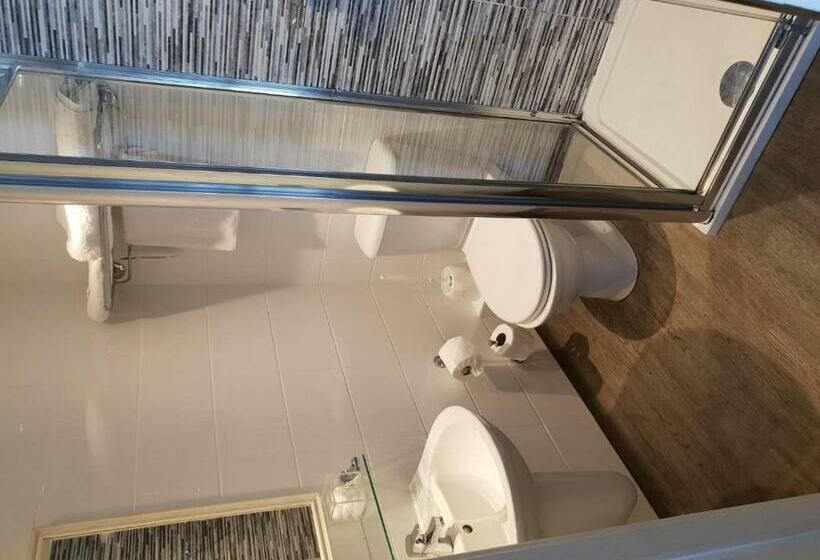 基本间, Penhelig Arms