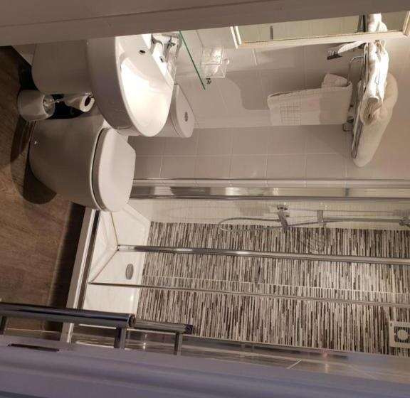 标准间, Penhelig Arms