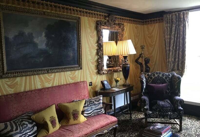 סוויטה, Prestonfield House