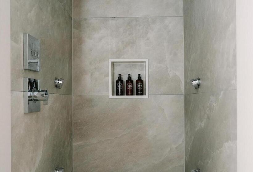 スタンダードルーム, Royal Berkshire