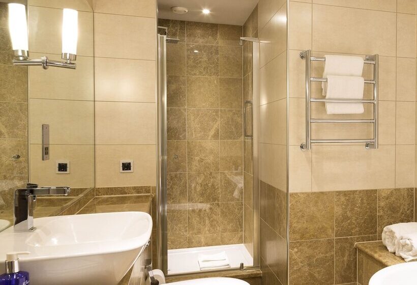 高级海景房, Somerville