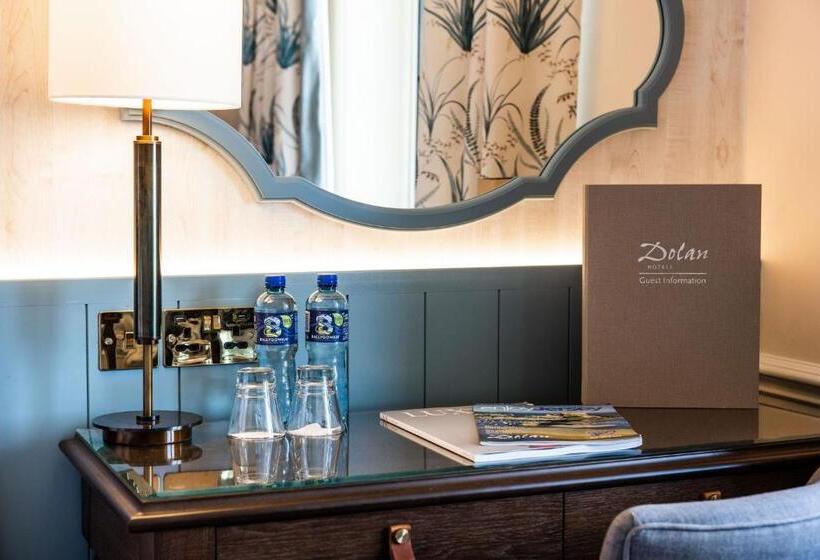 带海景的带双人床的标准间, Somerville