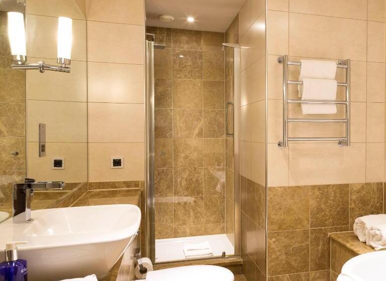 高级海景房, Somerville