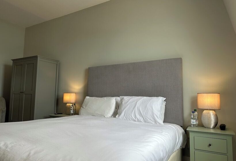 디럭스 룸 측면 바다 전망, The Chatsworth