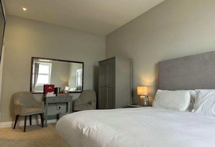 디럭스 룸 측면 바다 전망, The Chatsworth