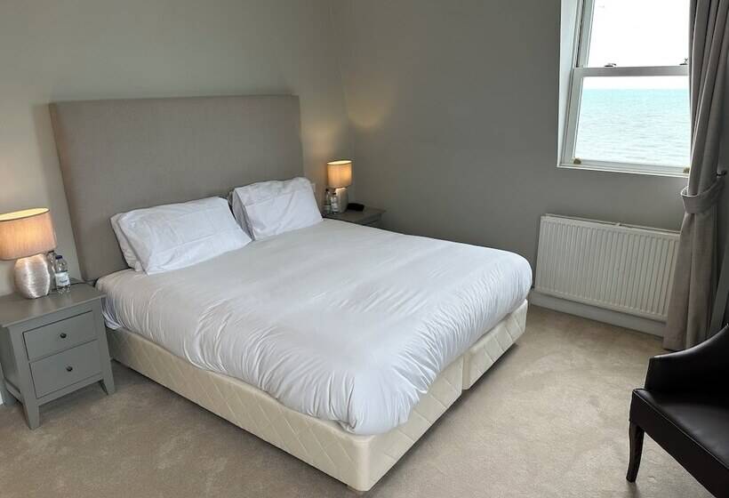 디럭스 룸 측면 바다 전망, The Chatsworth