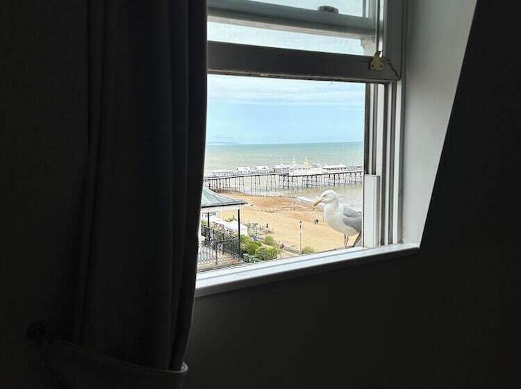 디럭스 룸 측면 바다 전망, The Chatsworth