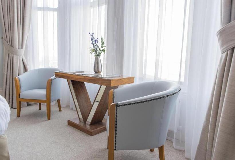 이그제큐티브 룸, The Chatsworth