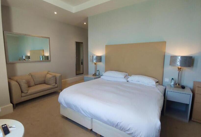 바다전망 이그제큐티브 룸, The Chatsworth