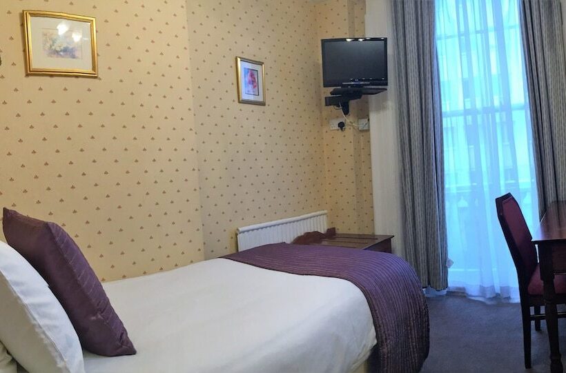 Номер Стандарт Индивидуальный, The Diplomat