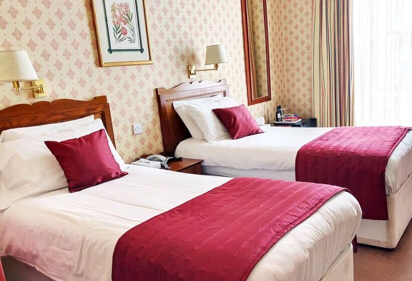 Номер Стандарт, The Diplomat