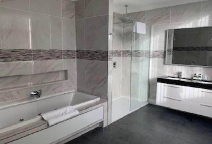 行政房间, The Diplomat Hotel Restaurant & Spa