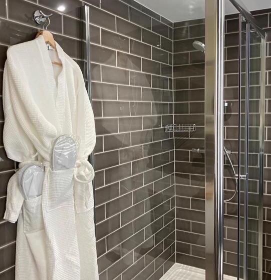 اتاق لوکس, The Rutland Arms Hotel, Bakewell, Derbyshire