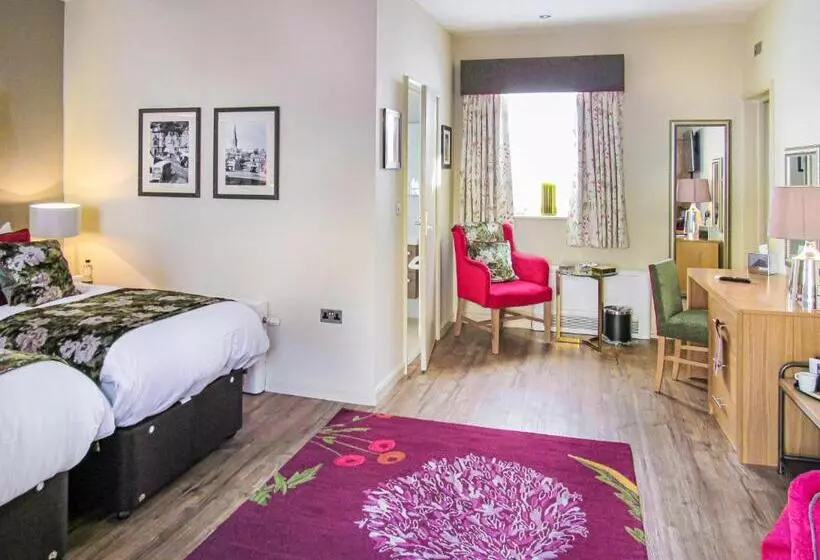 身障者適用スタンダードルーム, The Rutland Arms Hotel, Bakewell, Derbyshire