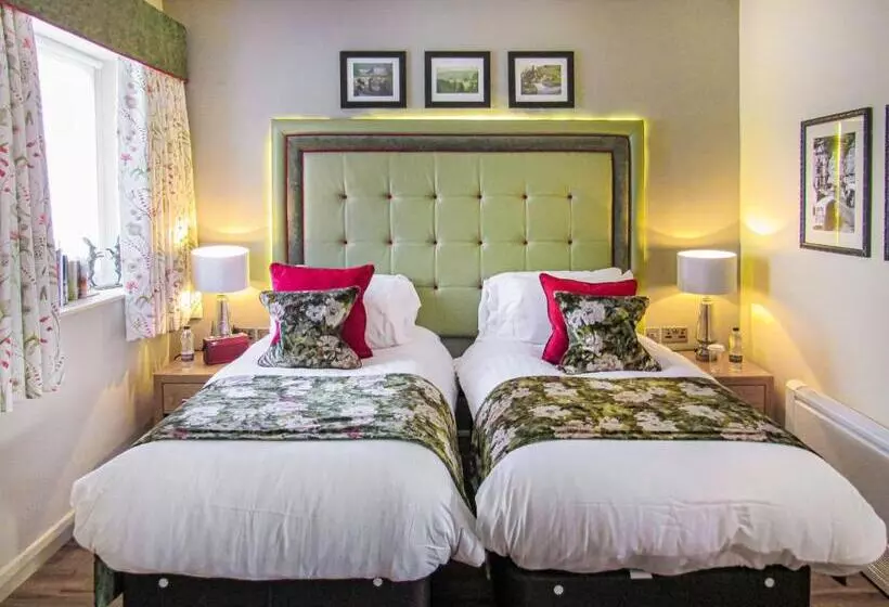 身障者適用スタンダードルーム, The Rutland Arms Hotel, Bakewell, Derbyshire