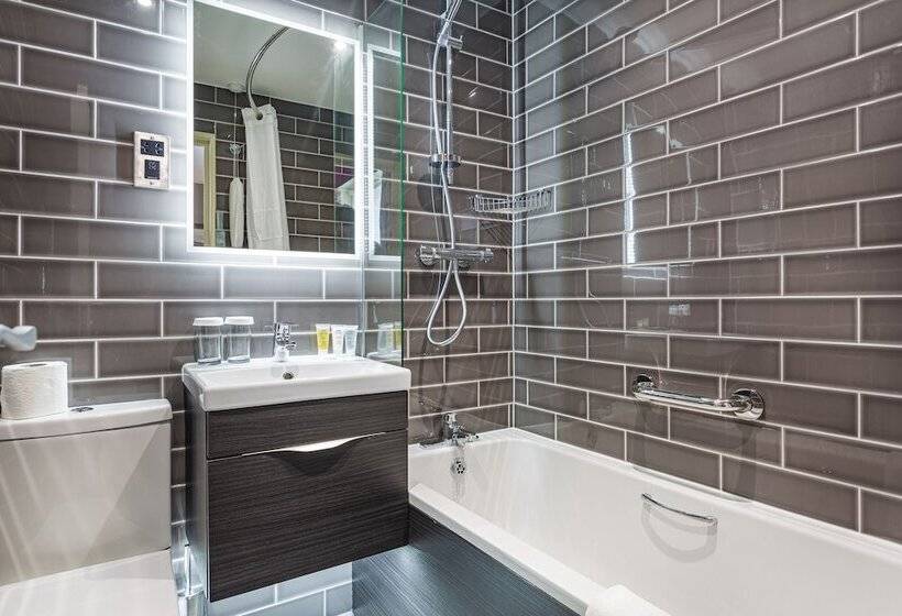 اتاق لوکس, The Rutland Arms Hotel, Bakewell, Derbyshire