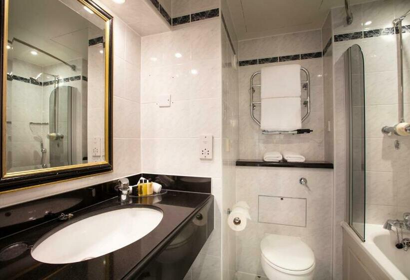 Номер Стандарт, The Tower Hotel, London