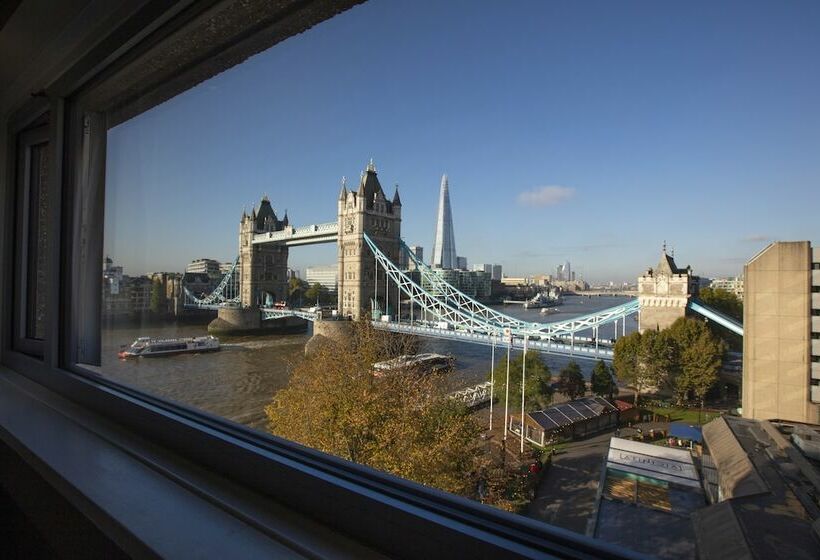 Номер Executive, The Tower Hotel, London