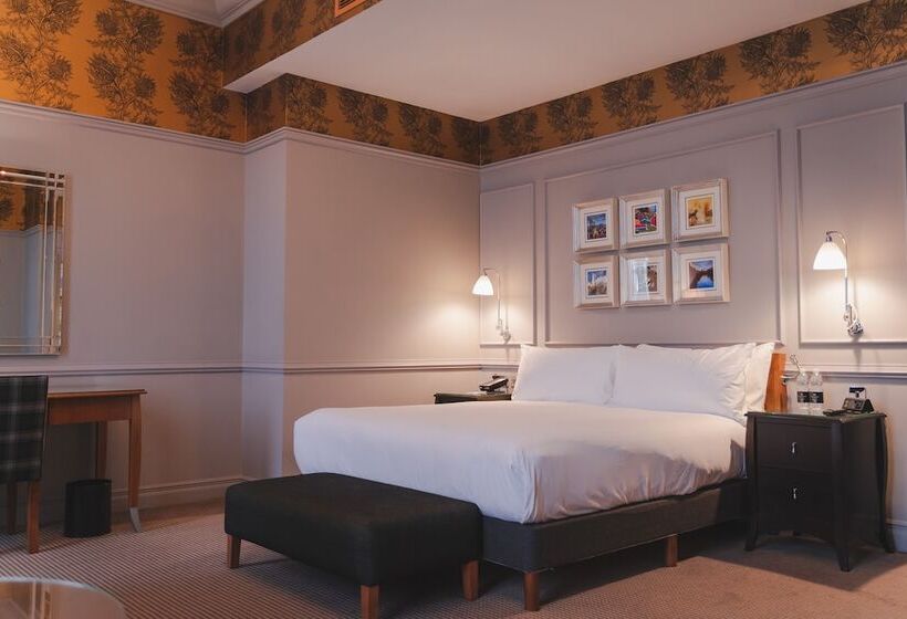 חדר פרמיום, The Caledonian Edinburgh, Curio Collection By Hilton