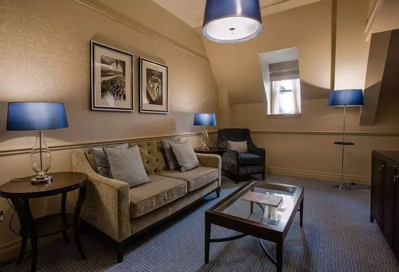 Suite Queen Bed, The Caledonian Edinburgh, Curio Collection By Hilton