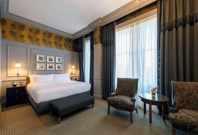 Люкс 2 Спальни, The Caledonian Edinburgh, Curio Collection By Hilton