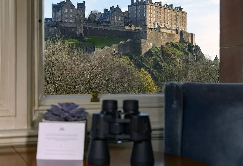سوئیت 2 خوابه, The Caledonian Edinburgh, Curio Collection By Hilton