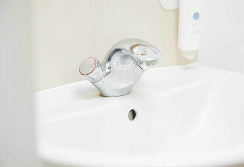 스탠다드 룸, White Hart Hotel By Greene King Inns