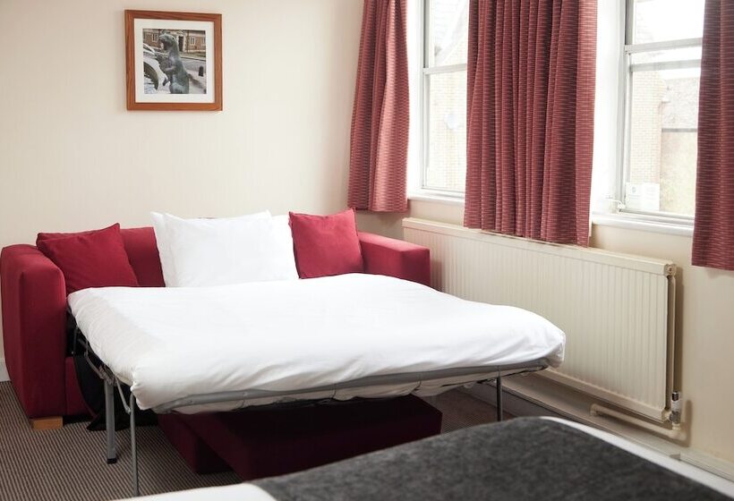 패밀리 룸, White Hart Hotel By Greene King Inns