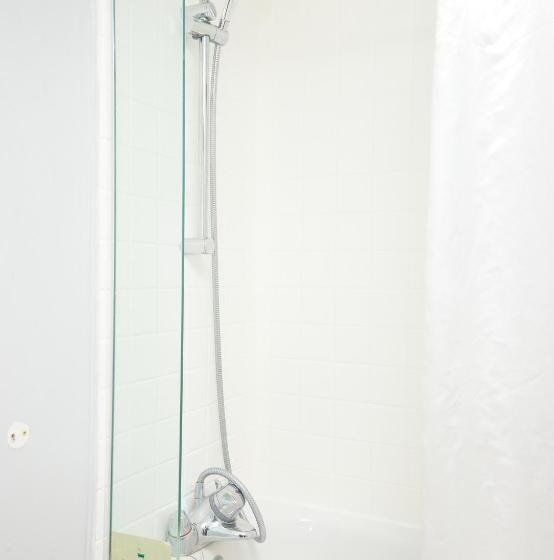 스탠다드 룸, White Hart Hotel By Greene King Inns