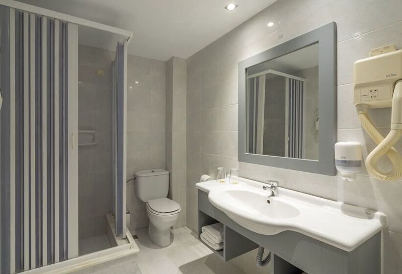Номер Стандарт Трехместный, Domotel Anemolia Mountain Resort