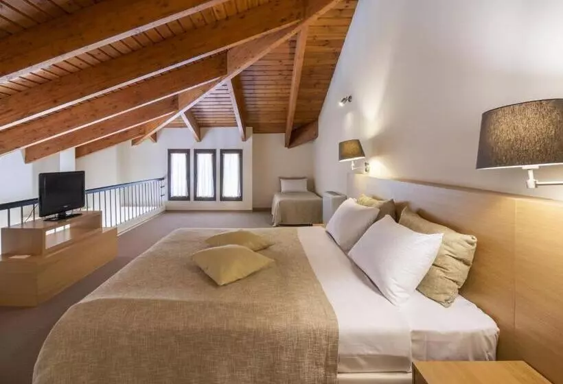 エクゼクティブスイート, Domotel Anemolia Mountain Resort