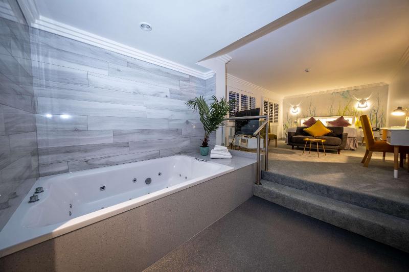 Президентский Люкс, Best Western Plus White Horse