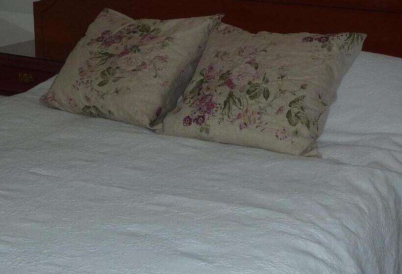 Номер Superior, Chequers