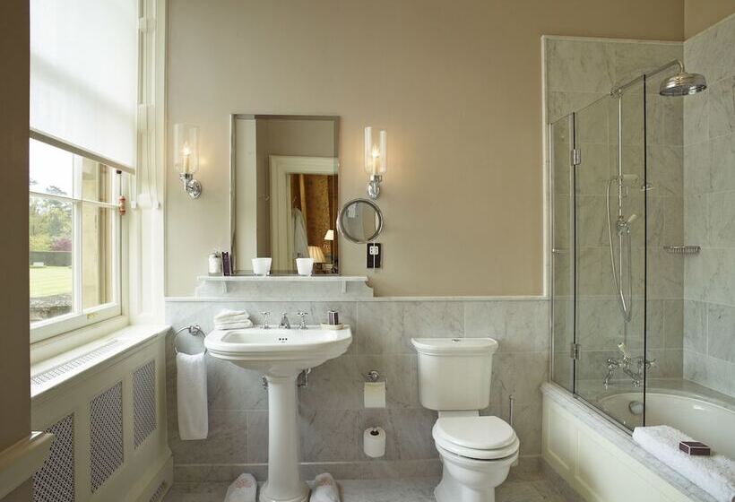 俱乐部房间, Cliveden House An Iconic Luxury