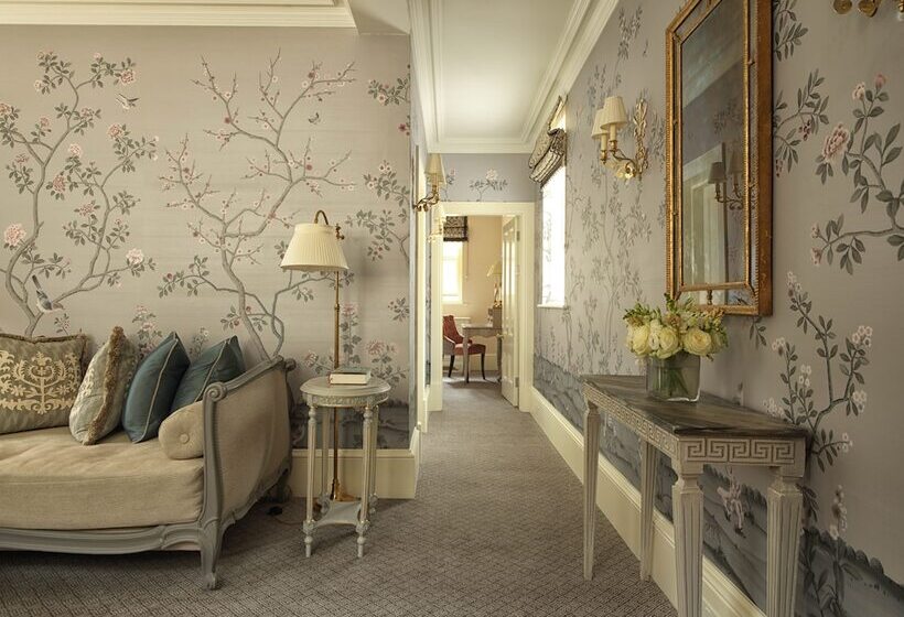 Deluxe Room, Cliveden House   An Iconic Luxury