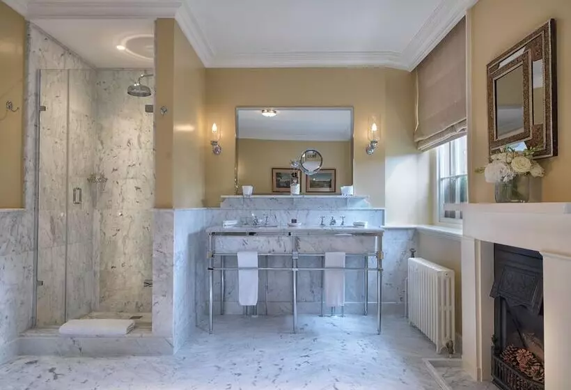 Junior Suite, Cliveden House An Iconic Luxury