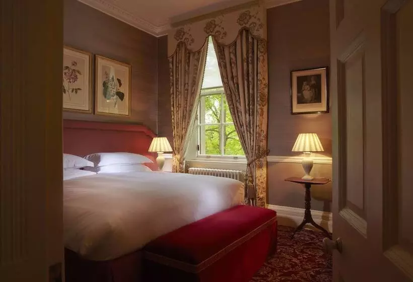 2 Bedroom Deluxe Suite, Cliveden House An Iconic Luxury