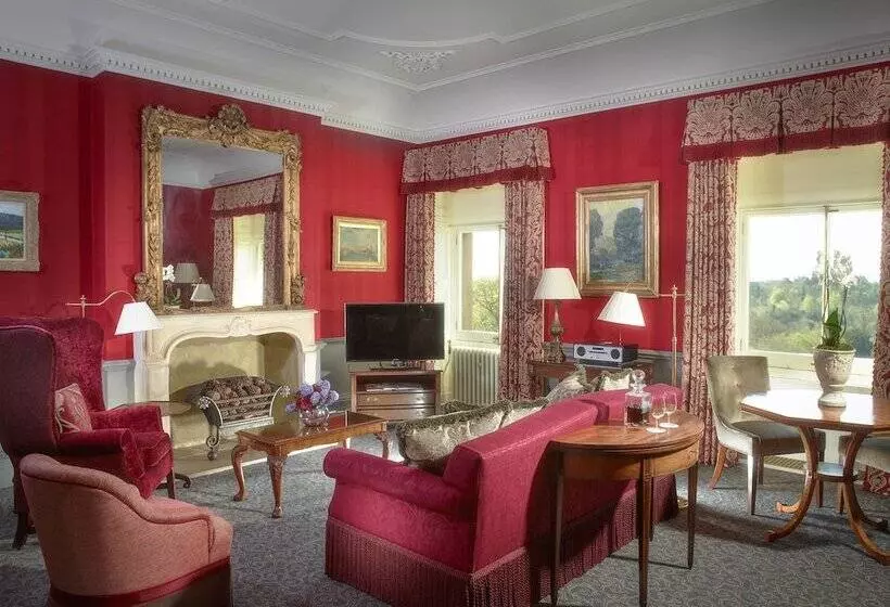 Suite, Cliveden House An Iconic Luxury