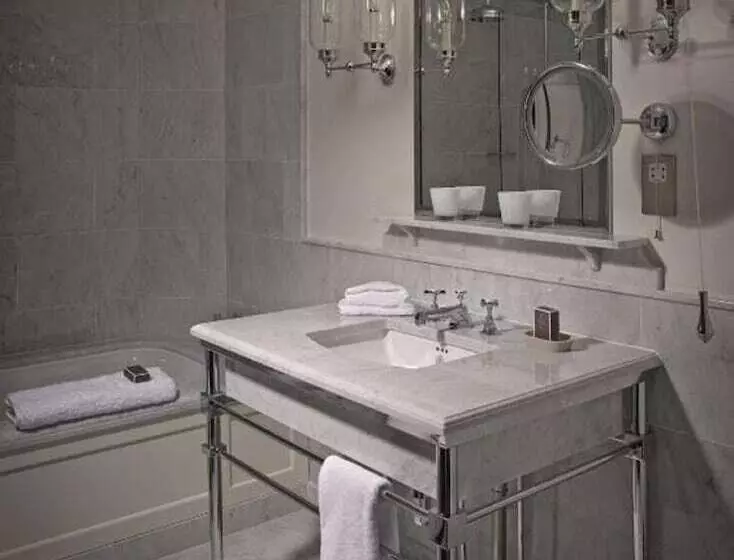 Classic Room, Cliveden House An Iconic Luxury