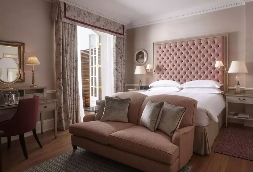 Classic Room, Cliveden House An Iconic Luxury