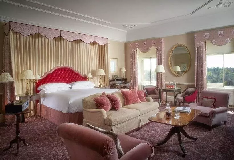 Deluxe Suite, Cliveden House An Iconic Luxury